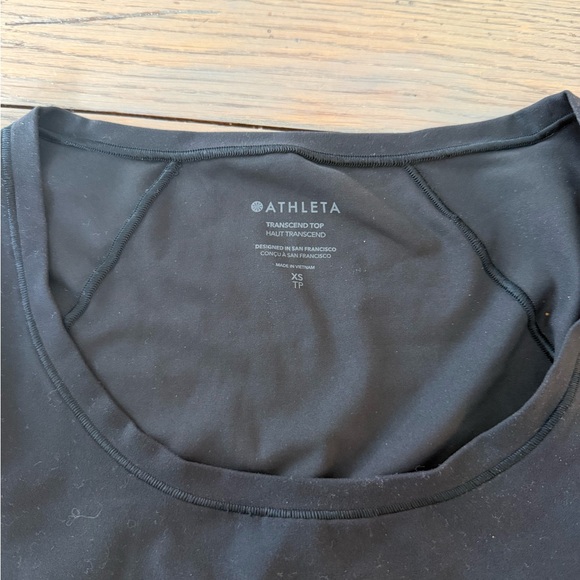 Athleta Black Transcend Cropped Workout Top - Picture 3 of 3